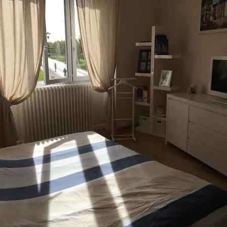 Dom wakacyjny Baron Dauvergne Bezannes